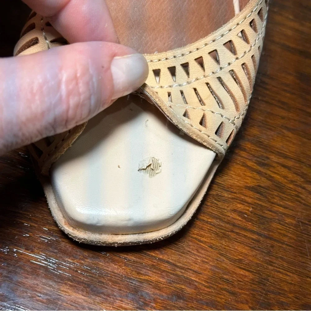 Jeffrey Campbell Rodillo Sandals Wedge Laser Cut Leather Size 7 Beige